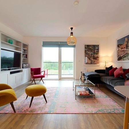 Pass The Keys Stunning And Spacious Modern Flat - Own Car Park 캠브리지 외부 사진